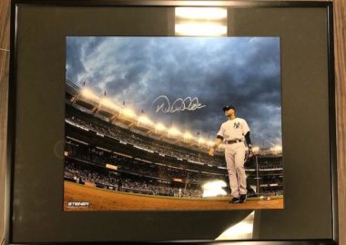 STEINER Derek Jeter Autographed 10×16 Photo