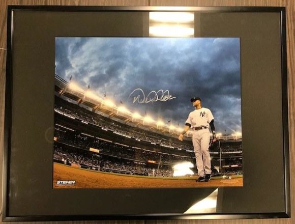 STEINER Derek Jeter Autographed 10×16 Photo