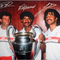Marco Van Basten, Ruud Gullit & Frank Rijkaard Signed AC Milan Photo: 1990 European Cup Winners[フレームなし]