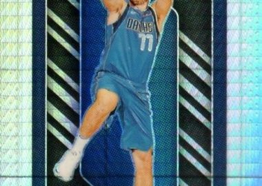 2018-19 PANINI PRIZM Luka Doncic Hyper Prizm